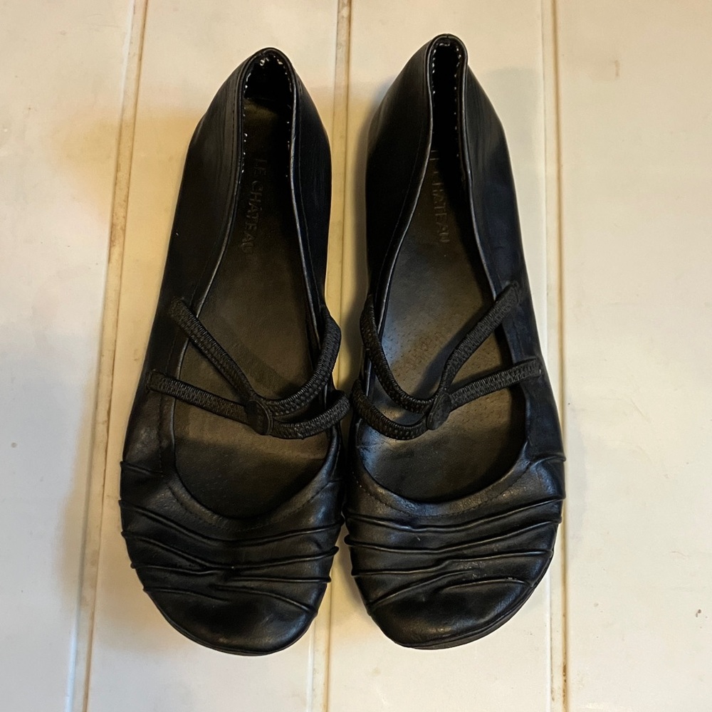 3/$15-black flats